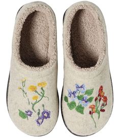 L.L.Bean Daybreak Scuff Floral Motif Wool Clog Slippers | Dillard's Ll Bean Slippers, Wool Clogs, Fleece Socks, Clogs Style, Clog Slippers, Wool Slippers, Liner Socks, Birthday Wishlist, Christmas 2024