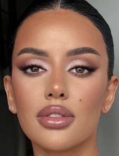 Make Up For Formal Event Night, Makeup To Wear With Green Dress, Makeup For Pink Dress Brown Eyes, Makeup On Asian Eyes, Natural Smokey Wing Makeup, Cat Eye Wedding Makeup, Trending Makeup Looks 2024, Soft Glam Makeup Winged Liner, Bold Glamour Makeup