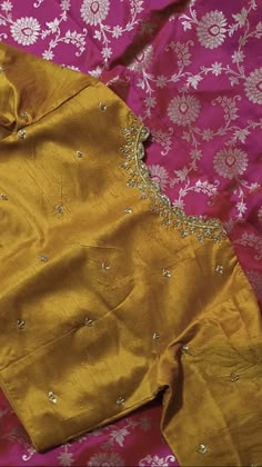 Mustard Yellow Blouse Designs, Yellow Blouse Maggam Work, Yellow Blouse Designs, Simple Blouses, Mustard Yellow Blouse, Blue Blouse Designs, Latest Bridal Blouse Designs, Traditional Blouse Designs