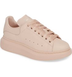 McQueen Alexander Mcqueen Oversized Sneaker, Shoes Ads, Alexander Mcqueen Sneakers, Mcqueen Sneakers, Shoes World, Stylish Sunglasses, Heel Shoes, White Sneaker, High Heel Shoes