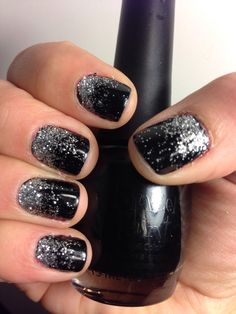 Black Sparkle Nails, Black Chrome Nails, Silver Nail Designs, Black Nails With Glitter, Silver Glitter Nails, Milky Nails, Ombre Nails Glitter, Ombre Acrylic Nails, Glitter Nail Polish