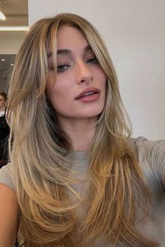 Blonde Balayage With Layers And Curtain Bangs, Curtain Bang Face Framing Layers, Long Later With Curtain Bangs, Bronde Layered Hair, Layers And Curtain Bangs For Long Hair, Cheekbone Length Curtain Bangs, Wispy Long Curtain Bangs, Layers On Thinner Hair, Short Front Layers Long Hair