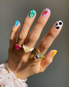 Nail Design Glitter, 16 Tattoo, Cow Nails, Hippie Nails, Happy Nails, Cute Gel Nails, Short Nail Designs, Pastel Nails, Funky Nails