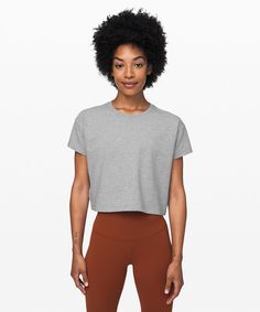 Honeymoon Wardrobe, Short Sleeve Shirt Women, Short Sleeve Tops, Short Sleeve Shirts, Boyfriend Tee, Women's T Shirts, Lululemon Women, Crop Tee, Tshirts Online