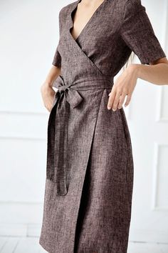 Mid Length Wrap Dresses, Aunt Of Groom Dress Linen, Linen Casual Dress Fitted, Wrap Dress For Petite Women, Luxury Linen Knee-length Dress For Work, Plain Wrap Dress, Wrap Dress Neckline, Linen Fitted Dresses, Wrap Dress Plus Size