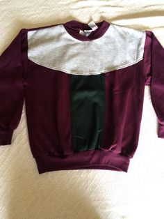 This is an amazing vintage sweatshirt that needs a new home. It is in good condition and is super soft and comfortable. If you want some great style, get this now. It is has no rips, holes, or stains. Measurements: Pit to pit: 19 inches Collar to bottom front: 20 1/4 inches Collar to bottom back: 22 1/4 inches Sleeve Length (from shoulder): 18 1/4 inches Size on tag: Small Vintage Sweatshirt For Fall Loungewear, Retro Fall Sweatshirt For Loungewear, Vintage Fall Sweatshirt For Loungewear, Vintage Fall Loungewear Sweatshirt, 90s Style Long Sleeve Fall Sweatshirt, Retro Crew Neck Sweatshirt For Loungewear, 90s Long Sleeve Fall Sweatshirt, 90s Long Sleeve Sweatshirt For Fall, Retro Winter Sweatshirt For Loungewear