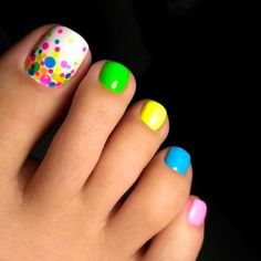 Easter Toe Nails, Beach Toe Nails, Pedicure Designs Toenails, Gel Pedicure, Pedicure Colors, Toe Nail Color, Summer Toe Nails, Cute Toe Nails, Pedicure Designs