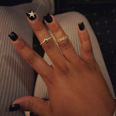 Cute Nails With Black, Black Nails Designs Short, Rounded Square Nails Short, Square Black Nail Designs, Nurse Short Nails, Black Nails Acrylic Squares Short, French Tip On Square Nails, Black French Tip Nails Square With Heart, Black Short Acrylics