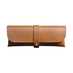 Features: 100% cowhide vintage leather Size: L 8.3" x H 3.1" Cowhide leather pen holder Large storage enough for 22 pieces for pen Avaiable in Black. Brown. Coffee. Purple. Green. Wine Red.Blue Pencil Case Design, Leather Pen Holder, Leather Pencil Case, Pen Bag, Aesthetic T Shirts, Stationery Storage, Brown Coffee, Chunky Sandals, Bag Boys