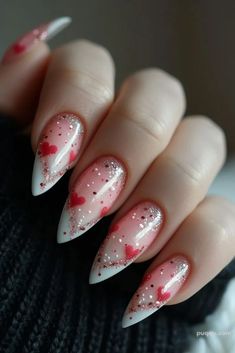 Red Pink Nails, Valentines Nails Ideas, Romantic Nail Art, Accent Nail Art, Witchy Nails, Expressing Love, Accent Nail