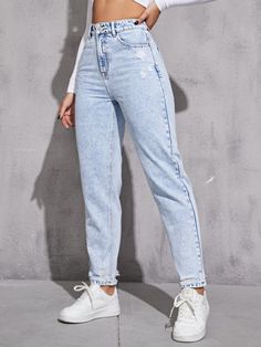 Light Wash  Collar  Denim Plain Tapered/Carrot Embellished Non-Stretch  Women Denim Mom Jeans Outfit, Jeans Outfit Women, Trendy Jeans, Light Jeans, Outfit Jeans, Cute Jeans, Tapered Jeans, Women Denim Jeans, Jeans Slim