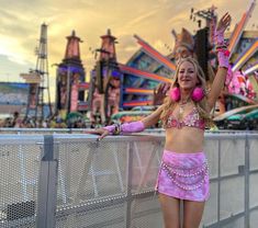 EastnWest babe spotted in our Fairyland Pink Bra. This hand made sequined bra also comes in White and Black.  #styleinspo #festivalwear #festivalootd #festivalstyle #sequinlook #sequinstyle #sequinwear #coachella #stagecoach #spacecowgirl #festivaloutfitgoals #outfitinspo #ootd #festivalfashioninspo #festivallooks Crop Top Outfits Summer, Tulum Outfits, Spring Outfits Dresses, Bella Hadid Style, Spring Fashion Casual, Hadid Style, Y2k Aesthetic Outfits, Minimal Outfit, Glamorous Style