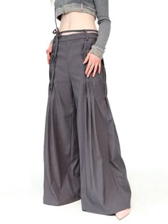 TIE ROPE low waist mopping trousers - Dragon Star Grey Fashion Outfits, Futuristic Closet, Outfits Moodboard, 2024 Manifestations, Unique Pants, Unique Fits, Chinese Hanfu, Waist Strap, Strap Design