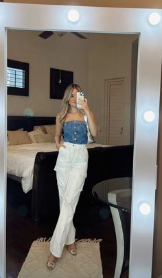 Hot Day Outfit, Outfits Con Jeans, Fiesta Outfit, Latina Fashion Outfits, Elegant Dresses Classy, Scarf Women Fashion, Trendy Clothing, Tshirt Outfits, Basic Outfits