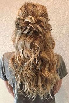 Crushing on the bridal hair look half down style. Hit follow for more bridal looks, and tell me your faves your thoughts. Half Pony Hairstyles, Half Pony, Cute Hairstyles Updos, Pony Hairstyles, Blonde Wavy Hair, Instagram Hairstyles, Prom Hairstyles For Short Hair, Prom Hairstyles For Long Hair