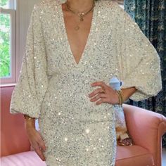 Retrofete Long Sleeve V Neck Sequin Mini Dress - White Size Xs - Excellent Condition - Worn 1 Time Sequin Wedding Dress Long Sleeve, Sequin Wedding Dress, Wedding Dress Sequin, Sequin Wedding, Sequin Mini, Sequin Mini Dress, Dress Long Sleeve, Wedding Dress Long Sleeve, Ladies Fashion