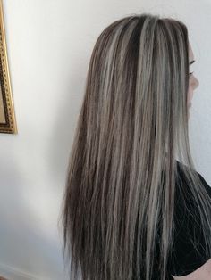 Platinum Highlights On Dark Hair, Balayage Hair Brunette With Blonde, Highlights Brown Hair Balayage, Mushroom Hair, Highlights Curly Hair, Beige Hair, Silver Blonde Hair, Ash Hair Color