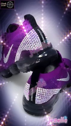 DETAILS: ★ Style: Vivid Purple/Racer Blue - Style: AJ6910-502 (Womens)★ Color: Black/Blue Lagoon/Laser Fuchsia - Style #AJ6910 003★ Brand New In Box MAX BLING - FULL HEELS (w/ AB crystals) 💎 CUSTOM BLING OPTIONS: This Nike can be customized with the following options: 2 Outer Nike Swoosh Logos 2 Outer + Heels 4 Swoosh Logos (2 Inner + 2 Outer) 4 Swoosh Logos + Full Heels **MAX BLING* WHY JEZELLE? We understand that you want your bling to be as UNIQUE and AMAZING as you are, and 'mass-produced' Nike Air Vapormax Flyknit 3, Baby Grinch, Nike Air Vapormax Flyknit, Custom Bling, Vapormax Flyknit, Nike Swoosh Logo, Pay Attention To Me, Sassy Hair, Air Vapormax