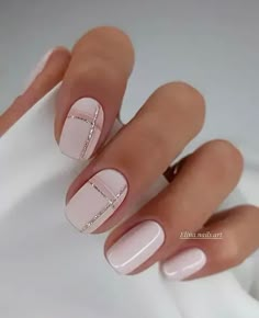 30 different white nail ideas to try in 2023 New 2023 Nails, Nails Winter 2023 Short, Nail Art Designs Winter 2023, Classy Holiday Nails Acrylic, Casual Nails Acrylic Short, Winter Nail Design 2023, Classy Nails Short Winter 2023, New Year Nails 2023 Short, Winter Nails Gel Oval