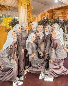 Hijab Prom Dress, Muslim Wedding Hijab, Hijab Dress Party, Muslimah Wedding, Kebaya Brokat, Hijab Wedding Dresses