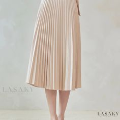 Lasaky - Exquisite Solid Pleated Midi Skirt with Elastic High Waistband - Sophisticated and Versatile Office Attire for Women Office Attire For Women, Skirts For Work, Elegant Skirts, Office Attire Women, Skirt Elegant, Elegant Fabric, Work Skirts, Elegant Skirt, Office Attire