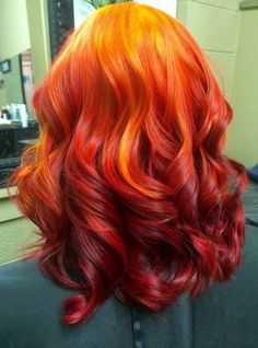 Sunset Hair Color, Cheveux Oranges, Best Ombre Hair, Red Ombre Hair, Fire Hair, Colored Hair Tips, Brown Ombre Hair, Rainbow Hair Color