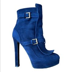 Mid-Calf, Navy Blue Suede. Excellent Used Condition. Heel: 5.5” Platform: 1.5” Periwinkle Shoes, Alexander Mcqueen Blue, Shoes Alexander Mcqueen, Blue Suede Boots, Mcqueen Shoes, Alexander Mcqueen Shoes, Blue Suede, Suede Boots, Mid Calf