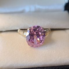 Gorgeous Oval Pink Tourmaline Set In 10kt Yellow Gold Yellow Gold Color, Pink Tourmaline Ring, Tourmaline Ring, Pink Tourmaline, Womens Jewelry Rings, Tourmaline, Gold Color, Size 7, Yellow Gold