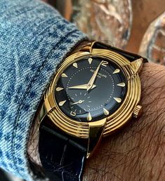 Classy Womens Watches, Minimalist Watch Women, Lux Watches, Cartier Watches Women, Simple Watches, Fancy Watches, Men's Vintage Watch, Retro Watches, Best Watches For Men