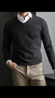 Style Manifestation, Man Style, Sweater Pullover, Mens Casual Outfits, Mens Casual, Clothing Styles, Mens Clothing, Preppy Style, Men's Sweater