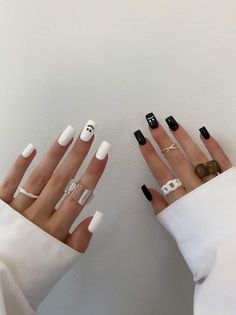 Small Length Acrylic Nails, One Black Hand One White Hand Nails, Black And White Press On Nails, One Hand Black One Hand White Nails, Smiley Face Nails, Rodeo Nails, Nails Basic, Basic Nail, Nail Growth Tips