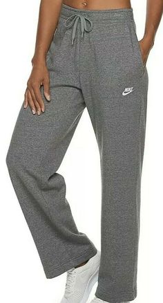 NWT WOMENS NIKE LOOSE FIT DRAWSTRING SWEATPANTS SIZE XXL CHARCOAL HEATHER Waist is approximately 44 3/4 inches Inseam approximately 31 inches PRODUCT FEATURES • Supersoft fleece construction • 2-pocket FIT & SIZING • Straight-leg cut • Loose fit • Drawstring-elastic waistband FABRIC & CARE • 52% Cotton, 28% rayon, 20% polyester • Machine wash • Imported Nike Spring Activewear With Relaxed Fit, Nike Relaxed Fit Spring Activewear, Nike Relaxed Fit Activewear For Spring, Spring Cotton Activewear For Jogging, Fitted Cotton Joggers With Drawstring, Cotton Joggers With Drawstring, Nike Relaxed Fit Joggers, Nike Cotton Joggers, Comfortable Nike Cotton Joggers