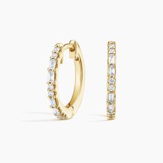 Luxe Allegra Diamond Hoop Ears - 14K Yellow Gold. These fashionable hoops feature striking baguette-shaped and round diamonds prong set for a distinct, eye-catching look (1/5 total carat weight). Earrings Outfit, Round Diamond Earrings, Black Beaded Jewelry, Brilliant Earth, Diamond Hoop Earrings, Antique Diamond, Accessories Jewelry Earrings, Baguette Diamond, Black Beads