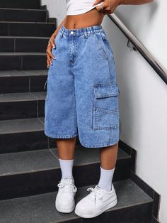 Blue  Collar  Denim Plain Bermuda Embellished Non-Stretch  Women Clothing Baggy Jean Shorts Women, Short Baggy Jeans, Summer Baggy Outfits, Summer Short-length Denim Cargo Jeans, Women Shorts Outfit, Short Jeans Outfit, Baggy Jeans Shorts, Short Largo, Cotton Knee-length Jean Shorts For Streetwear