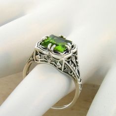 Vintage Estate 1.50 Carat Natural Peridot Solitaire Filigree Ring. 925 Solid Sterling Silver. Stamped 925. Excellent Condition/Like New. Filigree Ring, Solitaire Ring, Like New, Sterling Silver, Ring, Silver