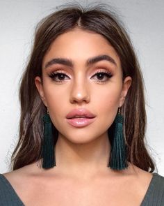 Makeup Cantik, Natural Makeup Tips, Beauty Make-up, Braut Make-up, Olive Skin, Makeup Tips For Beginners, Outfit Trends, Prom Makeup, Gorgeous Makeup