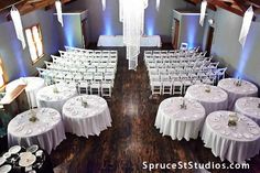 an overhead view of a banquet hall with tables and chairs