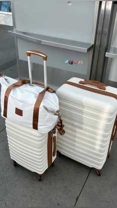 Trip, vacation, luggage, packing, travel, airport Amazon Makeup, Checklist Travel, Airport Luggage, Travel Packing Essentials, International Travel Essentials, Travel Luggage Packing, Luggage Packing, Travel Packing List, Airplane Car