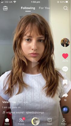 Short Layer Long Hair, Short Bangs And Long Hair, Medium Length With Wispy Bangs, Bangs Shorter In The Middle, Effortless Layered Hair, Splash Lights Hair, Layered Long Hair Bangs, Mid Length Hairstyle Ideas, Midi Layered Haircut