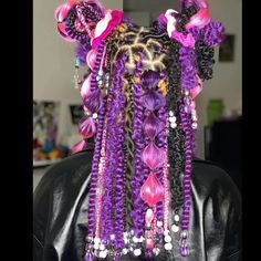 Beaded twist-out hairstyles
women hair styles with beads Pink Jaded Braids, Jaded Braids With Beads, Jaded Braids Tutorial, Jade Braids With Bangs, Jada Braids, Jaded Braids, Jade Braids