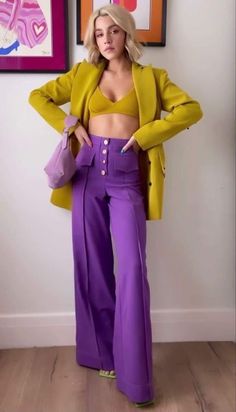 Pin by Veronica Serrano on Vero Color blocking outfits, Color combos Chartreuse Outfit Color Combinations, Dopamine Fashion Aesthetic, Colourblock Outfit, Purple And Yellow Outfit, Outfit Color Combos