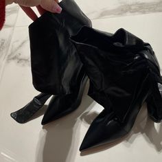 Never Worn Super Cute Dior Boots, Dior Shoes, Shoes Heels Boots, Shoes Women Heels, Heeled Boots, Shoes Heels, Dior, Super Cute, Women Shoes