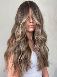 Blonde Hair Goals, Brown Hair Looks, Bronde Hair, Brunette Hair With Highlights, Dirty Blonde Hair, Brown Hair With Blonde Highlights