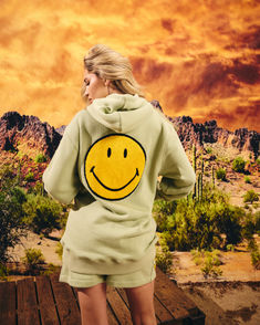 Smiley chenille hoodie and shorts