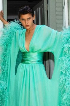 Oh so elegant and timeless! Loving that feathery long floaty dress and that colour!!! Go to tillysveaas.co.uk to just add some silver or gold fine or chunky jewellery... to mix it up💥 Chunky Jewellery, Wrist Stacks, Compass Design, Floaty Dress, Marketing Photos, Gold Disc