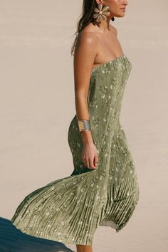 Sylvie Strapless Midi Dress - Sage Botanical - Petal & Pup USA Midi Dress Outfit Wedding Guest, Olive Floral Bridesmaid Dresses, Sage Green Wedding Guest Dress, Floral Green Dress, Green Wedding Guest Dresses, Wedding Swimwear, Green Bridesmaid Dress, Dress Sew, Semi Formal Outfit