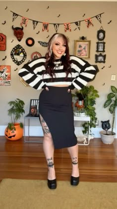 Goth Mom Outfits, Whimsigoth Clothes, Shein Heels, Plus Size Alt Fashion, Striped Sweater Outfit, White Striped Sweater, Alt Outfits, Outfit Inspiration Fall, Alt Fashion