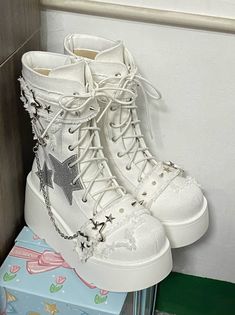 ❤star mode mark boots❤︎ Summer 2023 Nail Trends, Combat Shoes, Soft Kidcore, 2023 Nail, Pretty Shoes Sneakers, Cute Shoes Heels, Kawaii Shoes, Xmas List