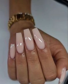 Long Classic Nails, Nails Coffin One Color, Trendy Nails Square Long, Nail Ideas Light Colors, Medium Square Gel Nails, Natural Coffin Shape Nails, Natural Nude Acrylic Nails, Long Neutral Nails, Long Coffin Nails Acrylics