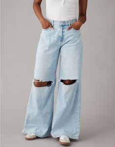 AE Dreamy Drape Stretch Baggy Ultra Wide-Leg Super High-Waisted  Ripped Jean Ripped Loose Jeans, American Eagle Jeans Wide Leg, Baggy Ripped Jeans Outfit, Super High Waisted Jeans, Baggy Ripped Jeans, High Waisted Ripped Jeans, Preppy Clothes, Casual Preppy Outfits, Preppy Style Summer